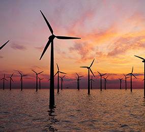 Exploring the Bankability and Insurability of Floating Wind Projects