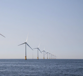 Performance Improvement of Offshore Wind Farms Using IoT