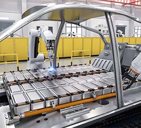 The Role of Solid-State Batteries in the Future of Electric Vehicles