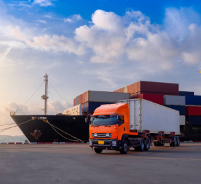 Leveraging IoT for Proactive Risk Detection in Logistics Networks
