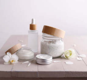The Role of Biotechnology in Developing Sustainable Fragrances