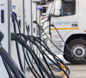 Accelerating Fleet Electrification: Key Drivers and Market Trends